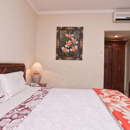Hotel Reddoorz @ Legian Street Kuta Lombok Zewnętrze zdjęcie