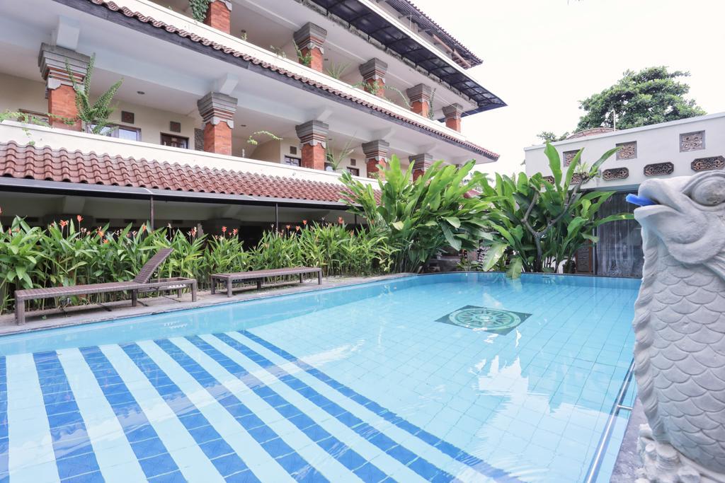 Hotel Reddoorz @ Legian Street Kuta Lombok Zewnętrze zdjęcie